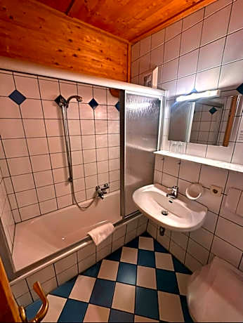Single Room with Bath
