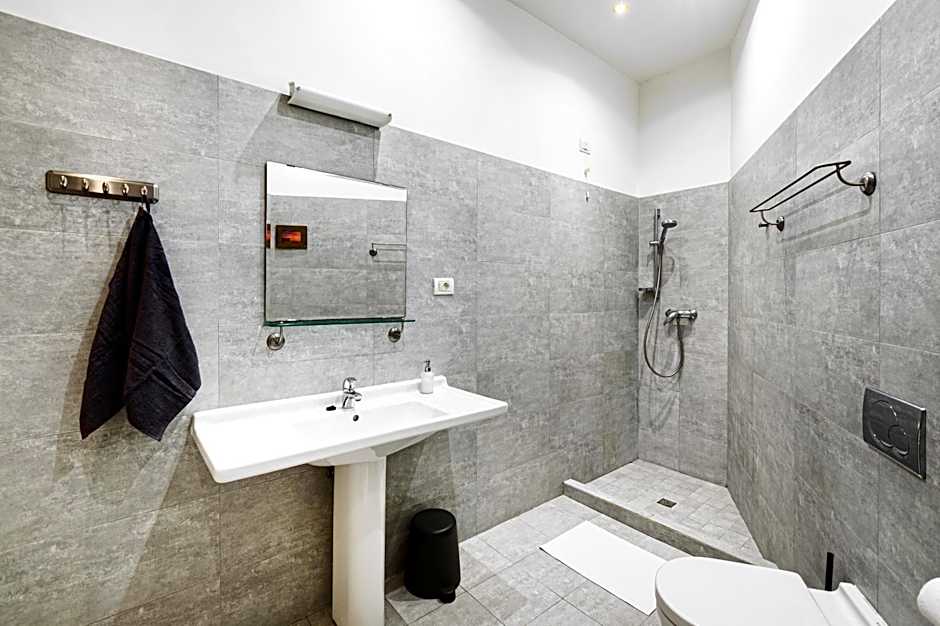 Avenue Hostel