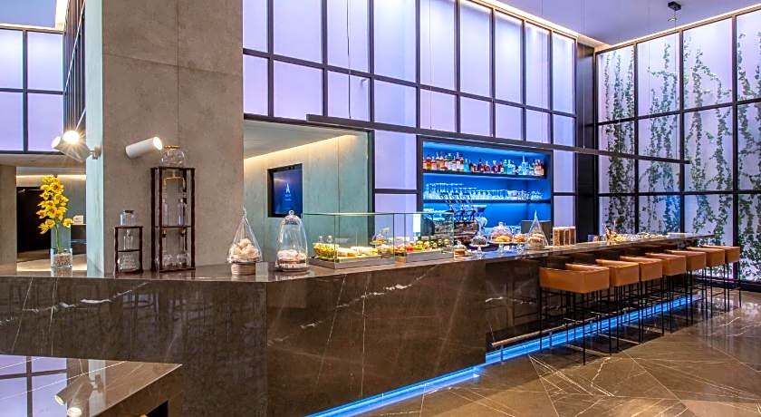 Pullman Tbilisi Axis Towers