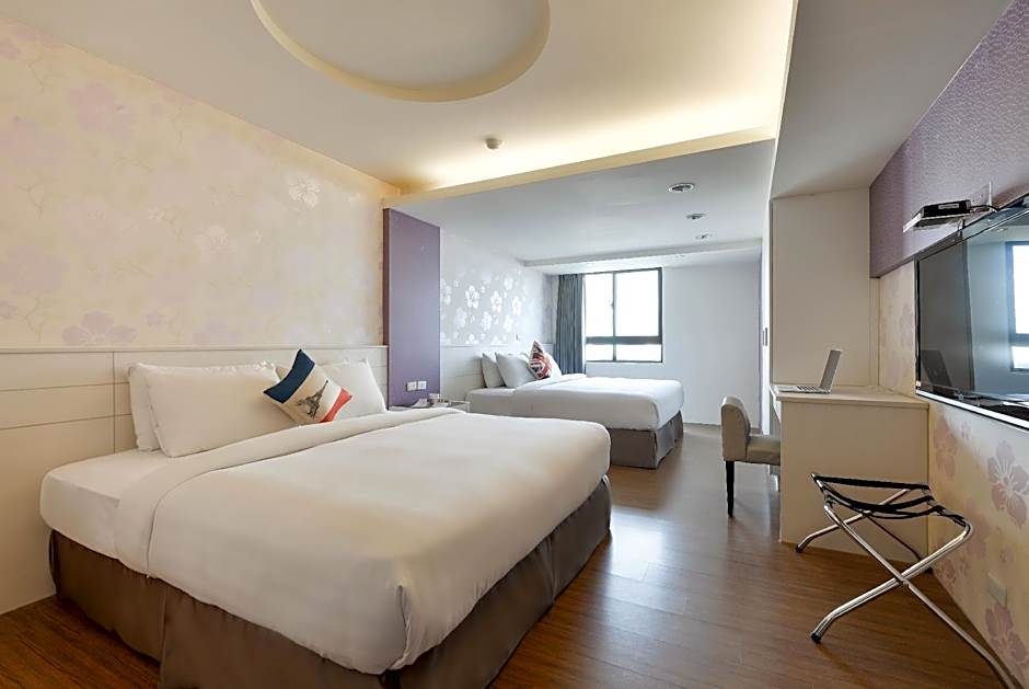 Taichung Saint Hotel