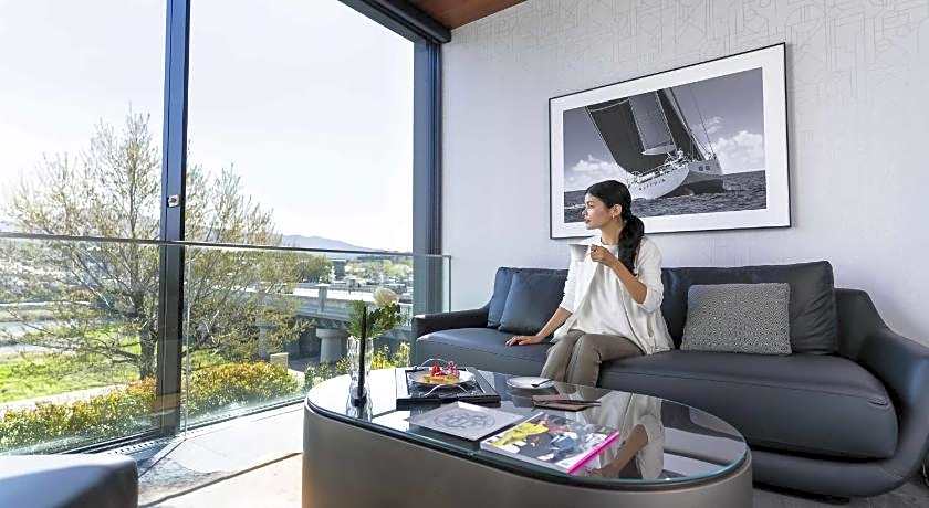 Kamo Residences by Reflections