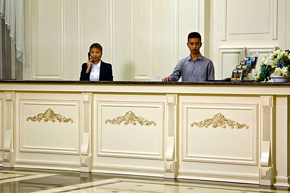 Plaza Hotel Bishkek