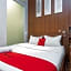 RedDoorz Premium near Centre Point Mall Medan