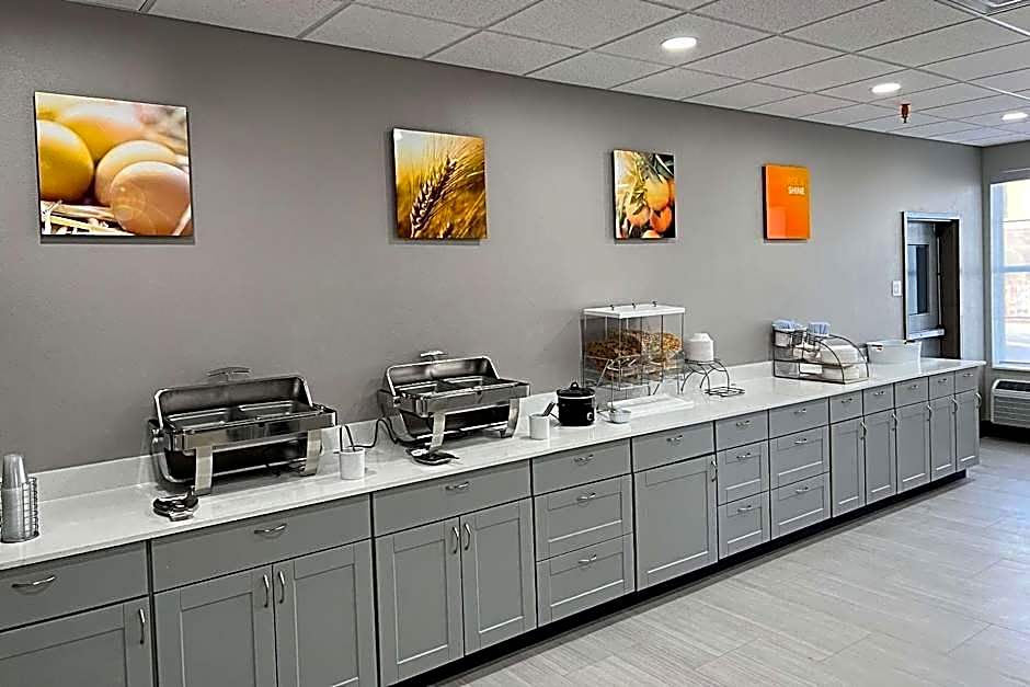 Comfort Inn & Suites