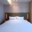 Ji Hotel Ningbo Yinzhou Wanda