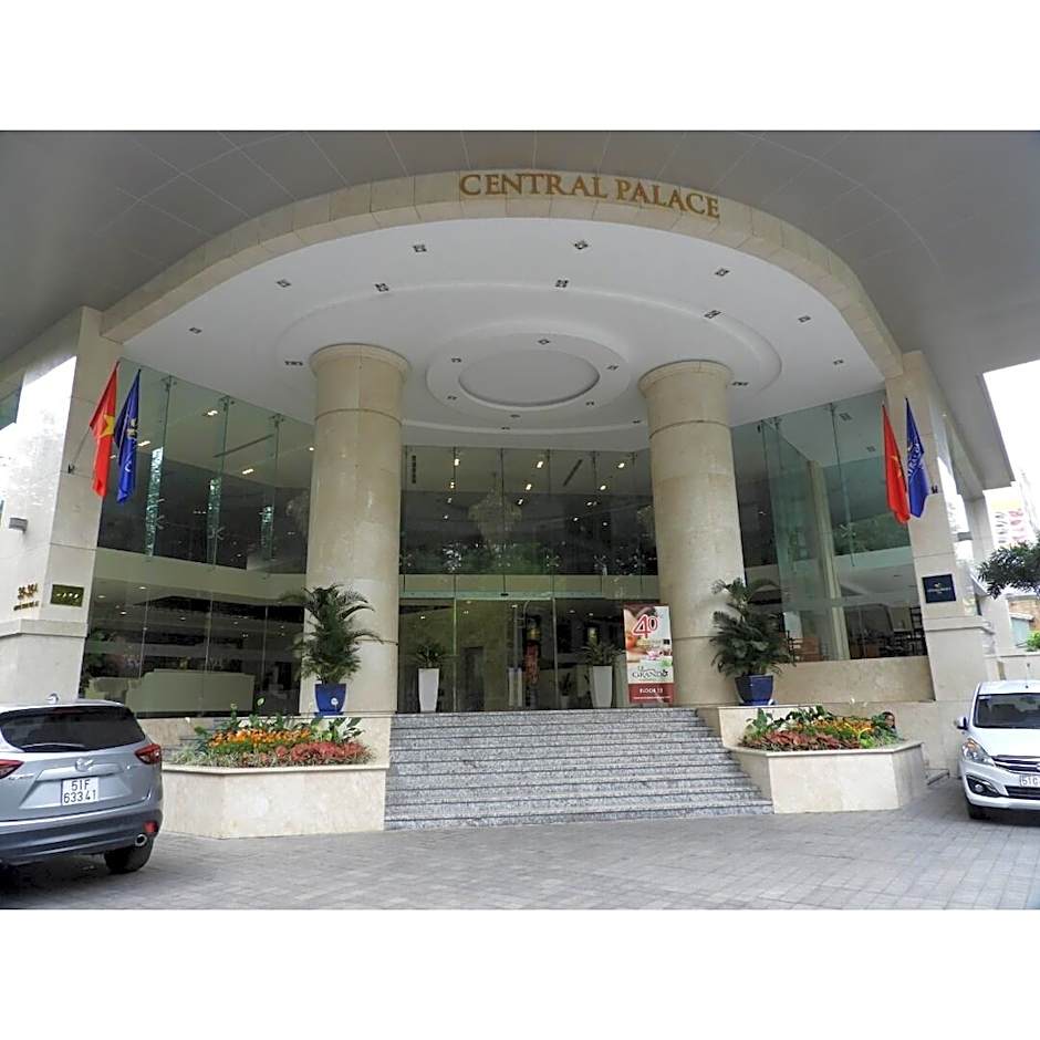 Central Palace Hotel