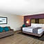 La Quinta Inn & Suites by Wyndham Las Vegas Nellis