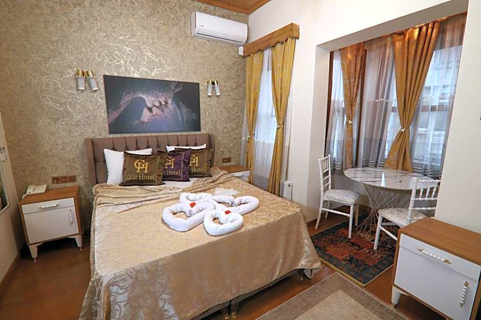 Gür Royal Suit Aparts