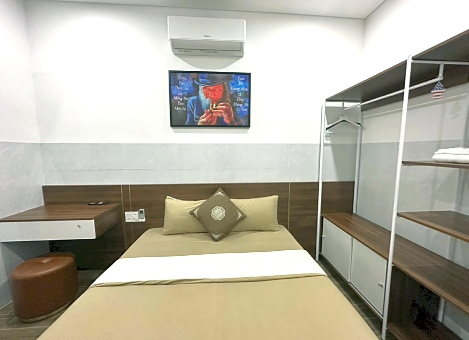 OYO 1193 Huynh Gia Hotel
