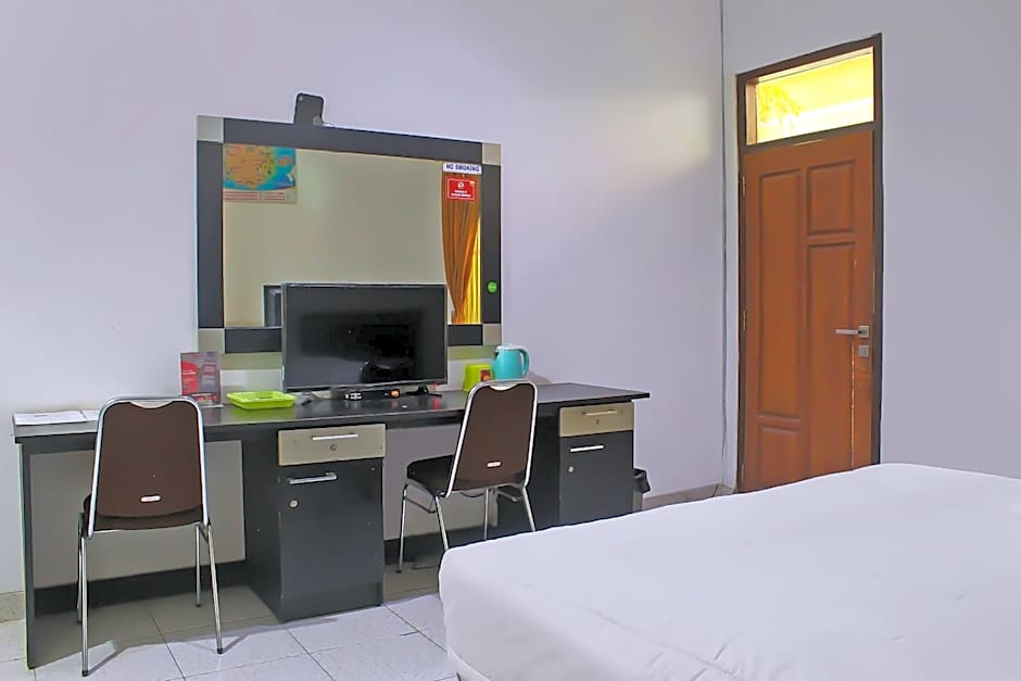 Collection O 92268 Hotel Aero