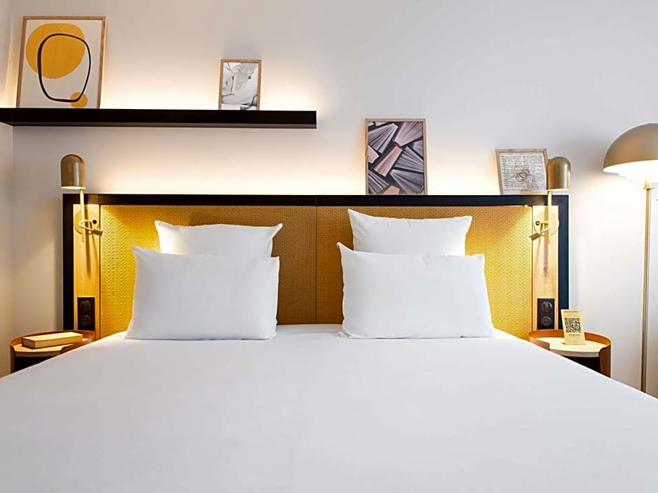 Mercure Paris Bercy Bibliotheque