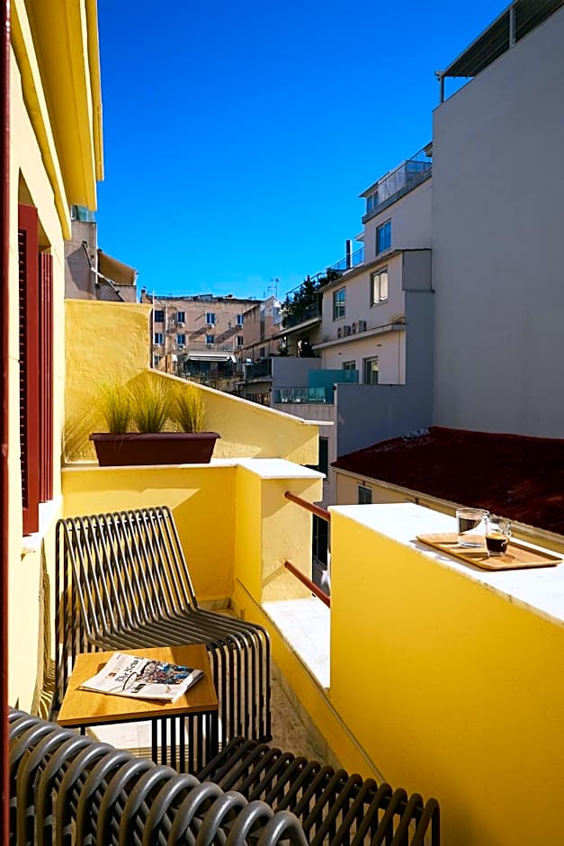 Vrachos Athens Suites