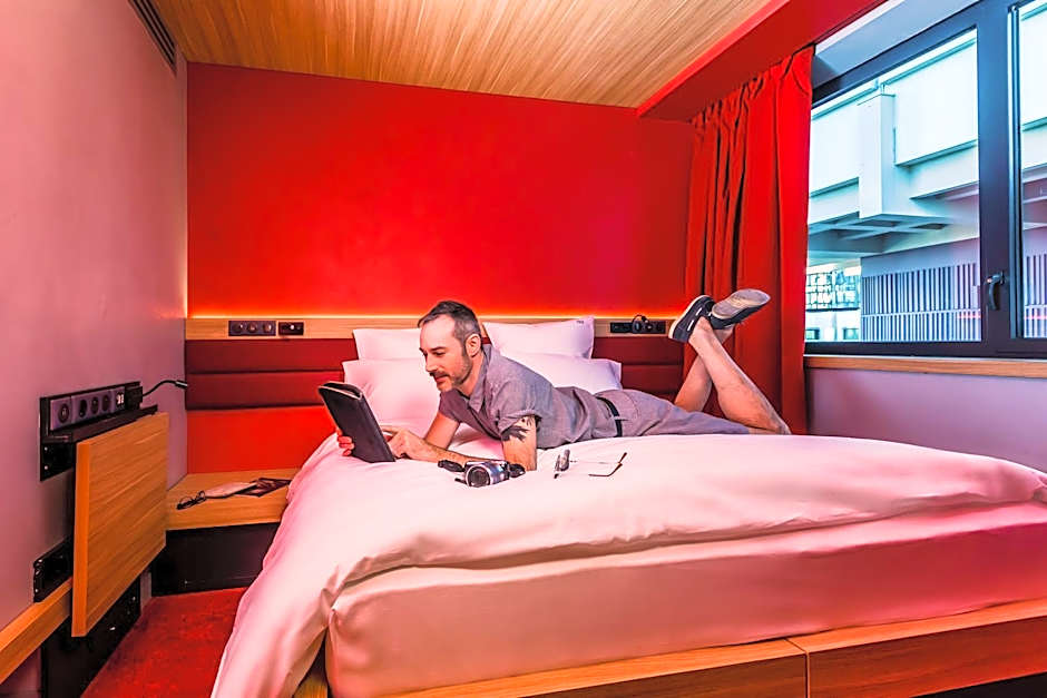 YOOMA Urban Lodge