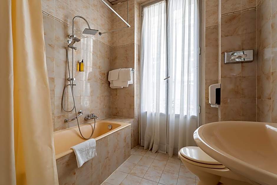 Hotel Busby