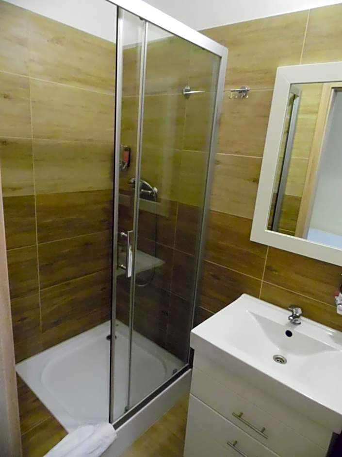 Hostel DV Morski - z prywatnymi łazienkami
