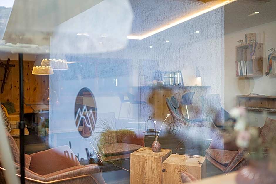 Paloria Apartments & Sport