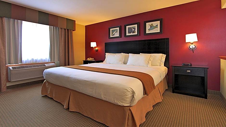 Holiday Inn Express Hotel & Suites Defiance By IHG