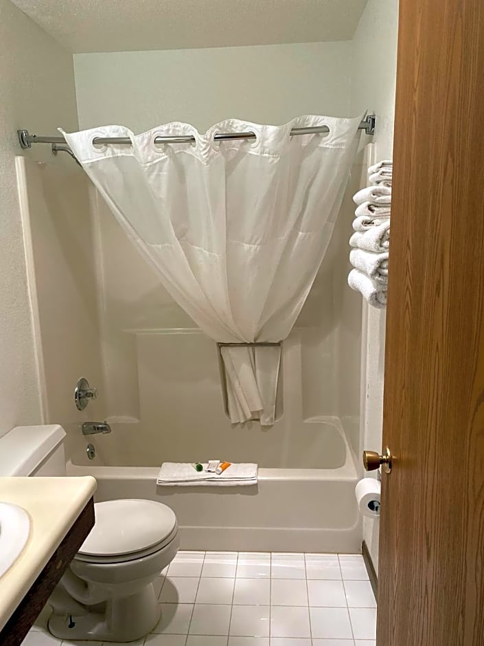 Americas Best Value Inn Kadoka, 401 South Dakota Highway Kadoka US