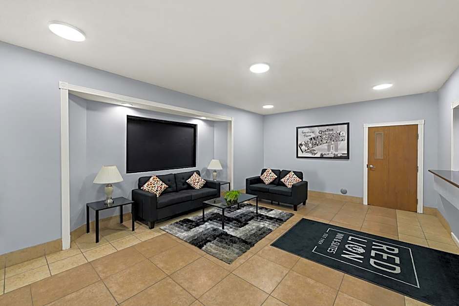 Red Lion Inn & Suites Gretna - Omaha SW