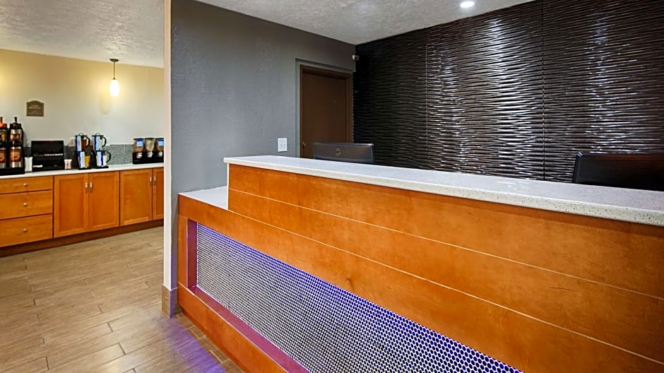 Best Western Regency Inn