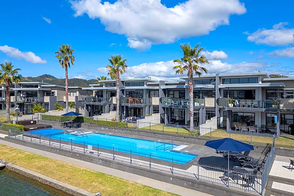 Sovereign Pier On The Waterways