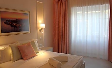 North Lodge by PetitChic