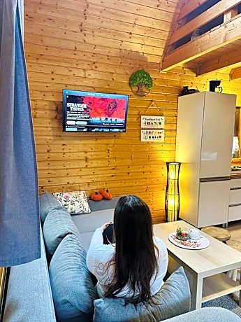 Dolina Bella - ogrzewany domek z balią, sauną i kominkiem w sercu Kaszub