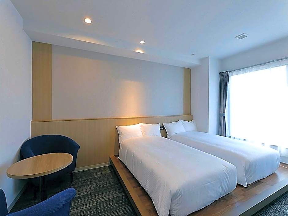 At Inn Hotel Toyotashi Eki