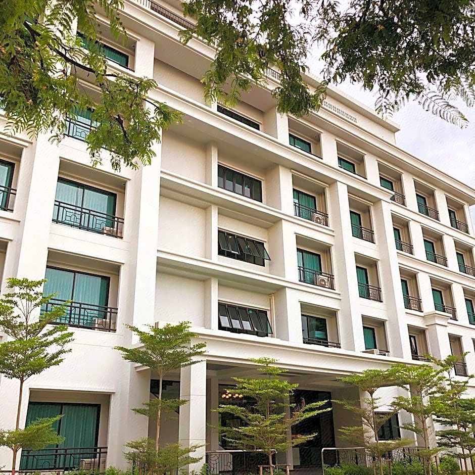 Civilize Hotel