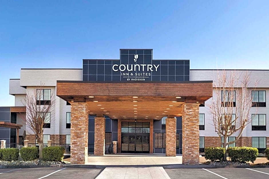 Country Inn & Suites by Radisson, Sevierville, TN