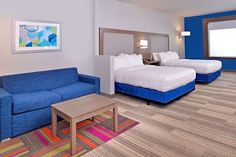 2 Queen Suite