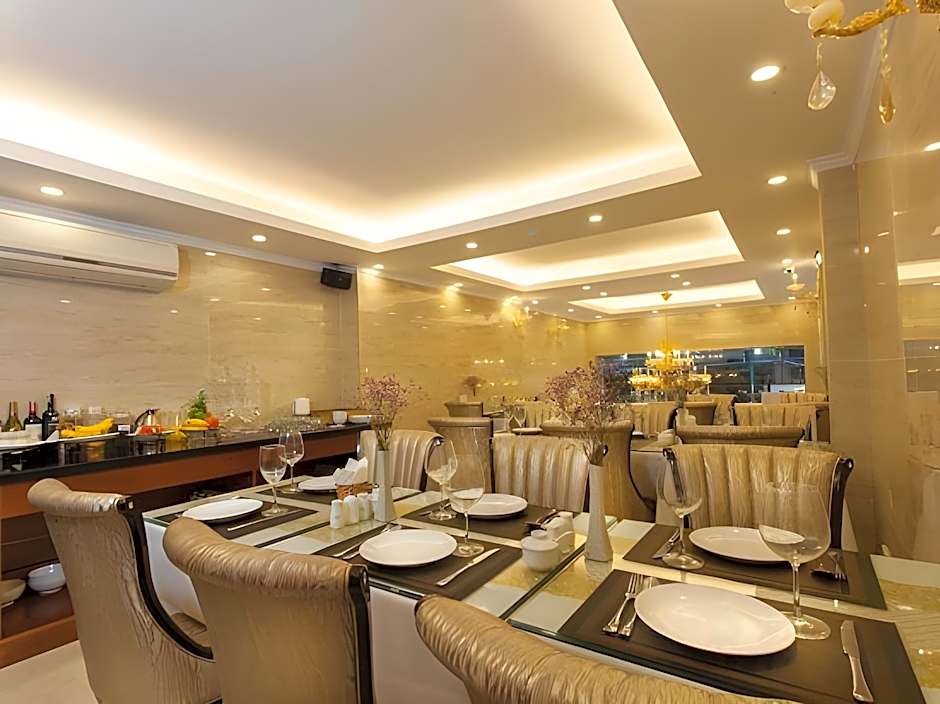 Hanoi Diamond King Hotel & Travel