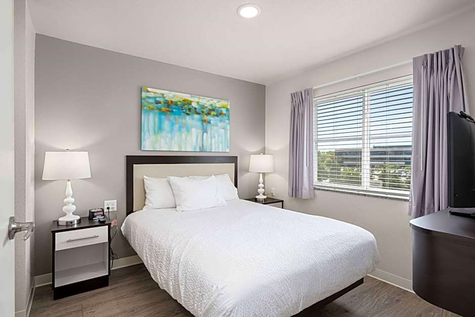 WaterWalk Extended Stay by Wyndham Minneapolis - Plymouth