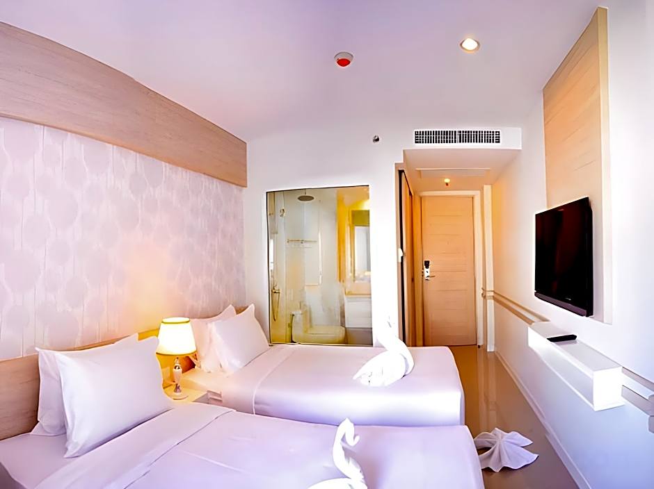 Mirage Express Patong Phuket Hotel