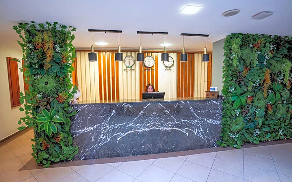 Club Karakas Apart Otel