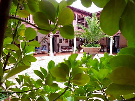 Hotel Rural Posada Los Caballeros