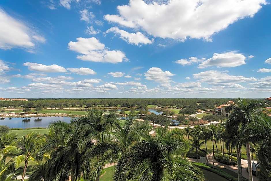 The Ritz-Carlton Naples, Tiburón