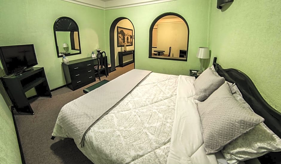 Hotel Leon
