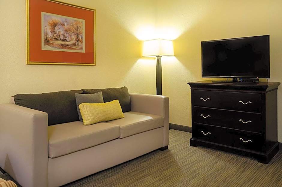 Country Inn & Suites by Radisson, Tuscaloosa, AL