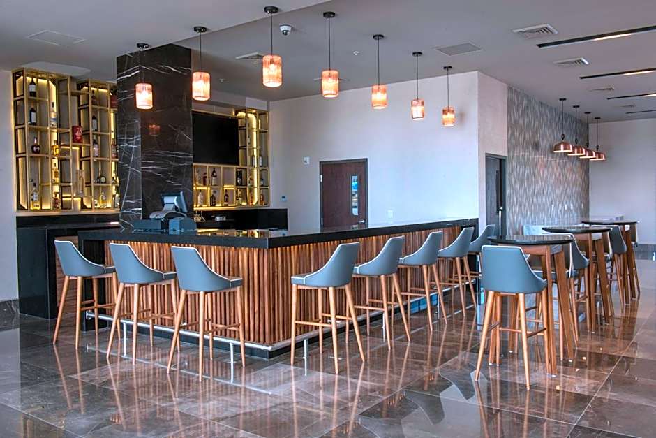 Courtyard by Marriott San Luis Potosi, Los Lagos
