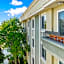Beverly Hills 2 bed 2 bath Penthouse with Den and Parking 414