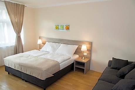 Apartment 3 Adults