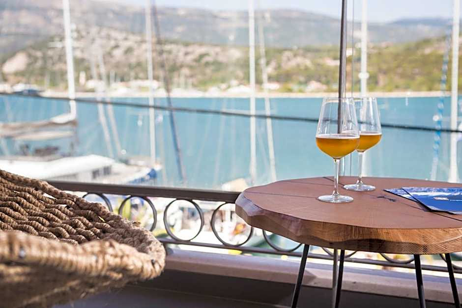 Argostoli Marina Suites