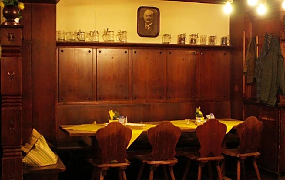 Traditionsgasthof Grüner Baum