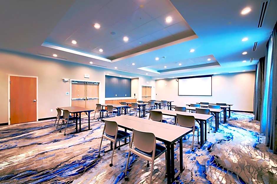 Fairfield Inn & Suites by Marriott Dallas Cedar Hill