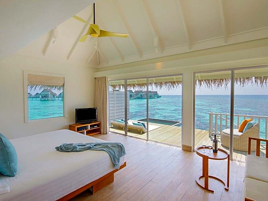 Photo 1 of 10 of Overwater Villa