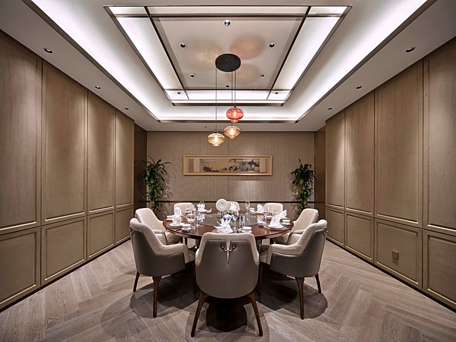 The Yuluxe Sheshan, Shanghai, A Tribute Portfolio Hotel (Formerly Le Meridien She Shan Shanghai)