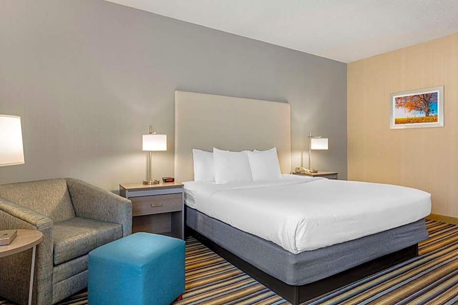 Best Western Plus New England Inn & Suites