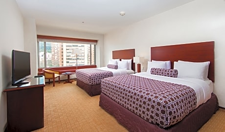 SUITE DELUXE TWO BEDS