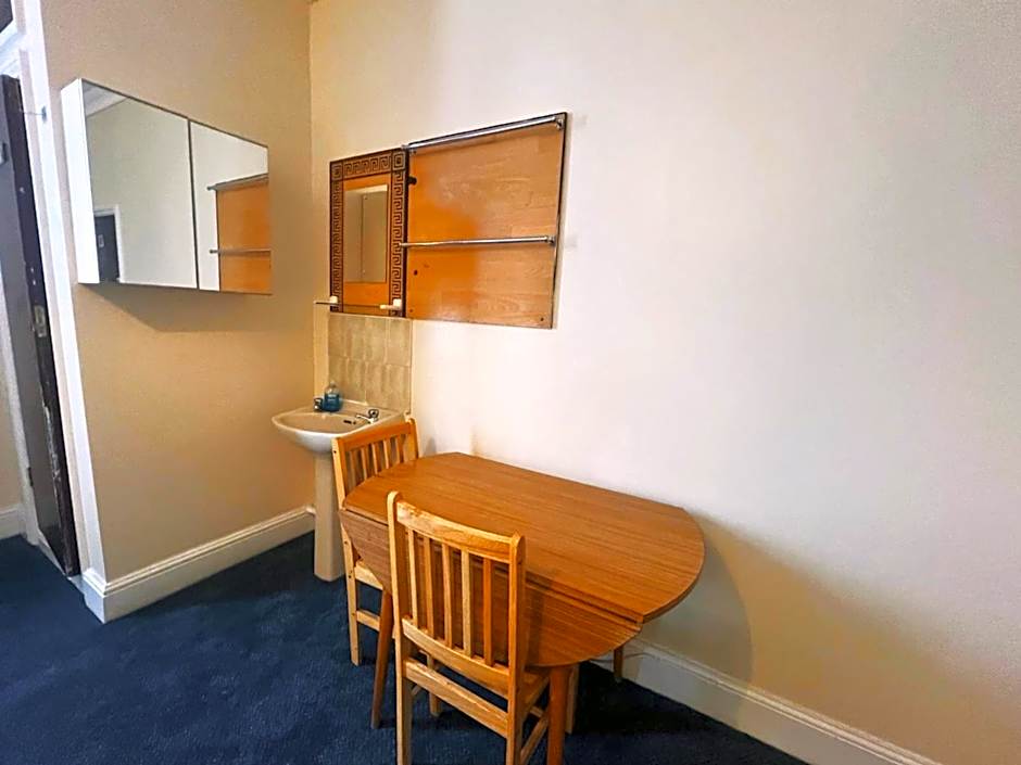 Helen's Hotel near Wembley